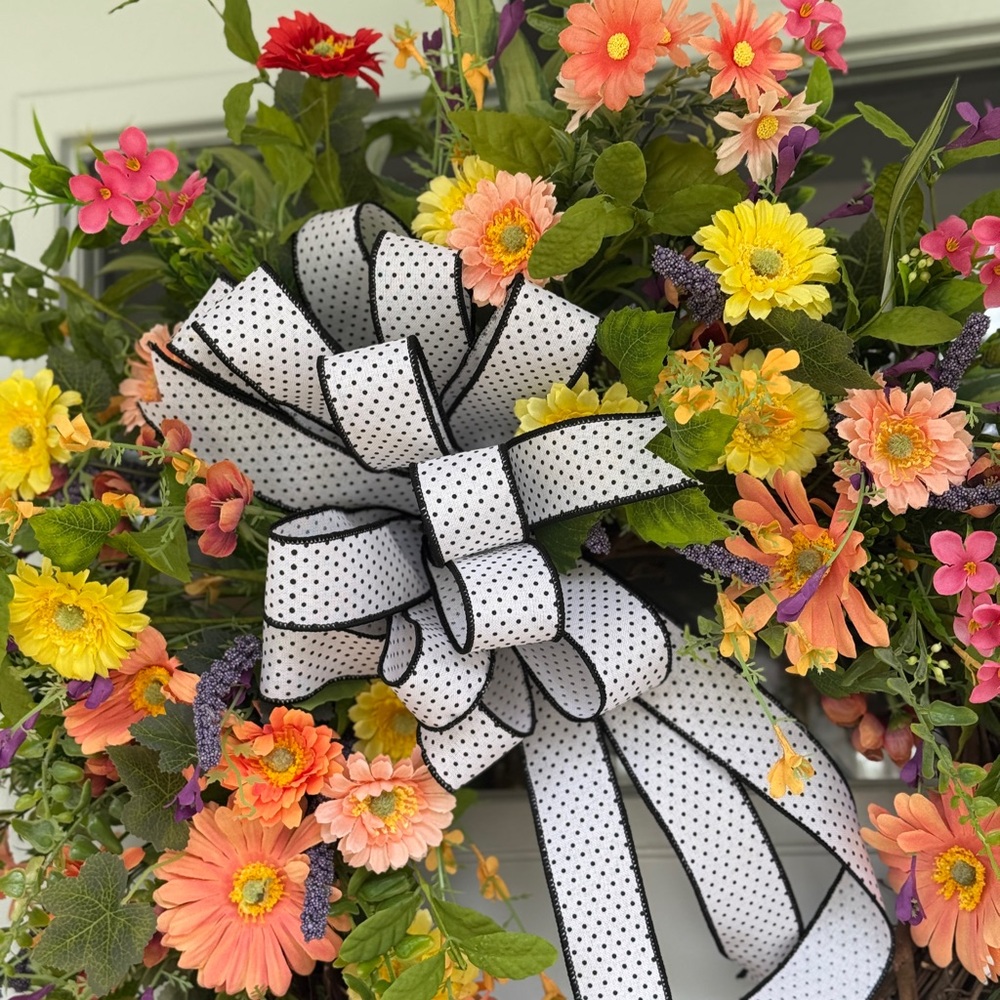 SOLD LOCALLY Spring Mixed Floral Design Wreath - Picture 6 of 9